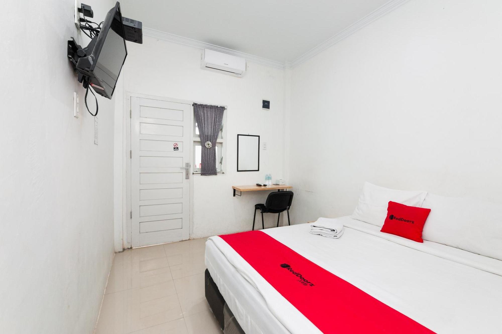 Hotel Reddoorz Syariah Near Rsud Zainoel Abidin Banda Aceh Exterior foto
