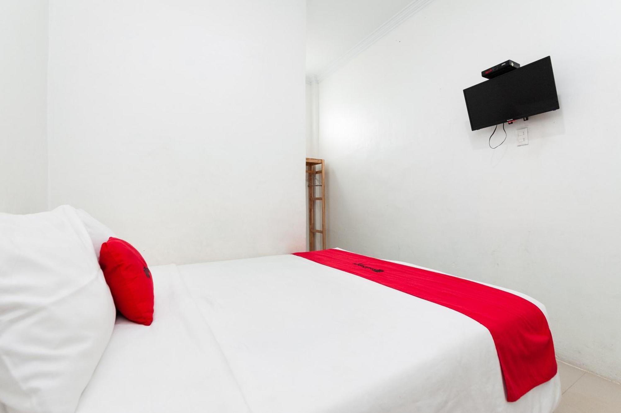 Hotel Reddoorz Syariah Near Rsud Zainoel Abidin Banda Aceh Exterior foto
